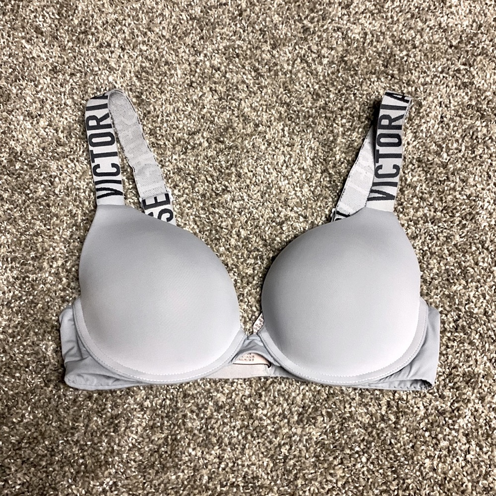 Victoria’s Secret T-Shirt Bra
